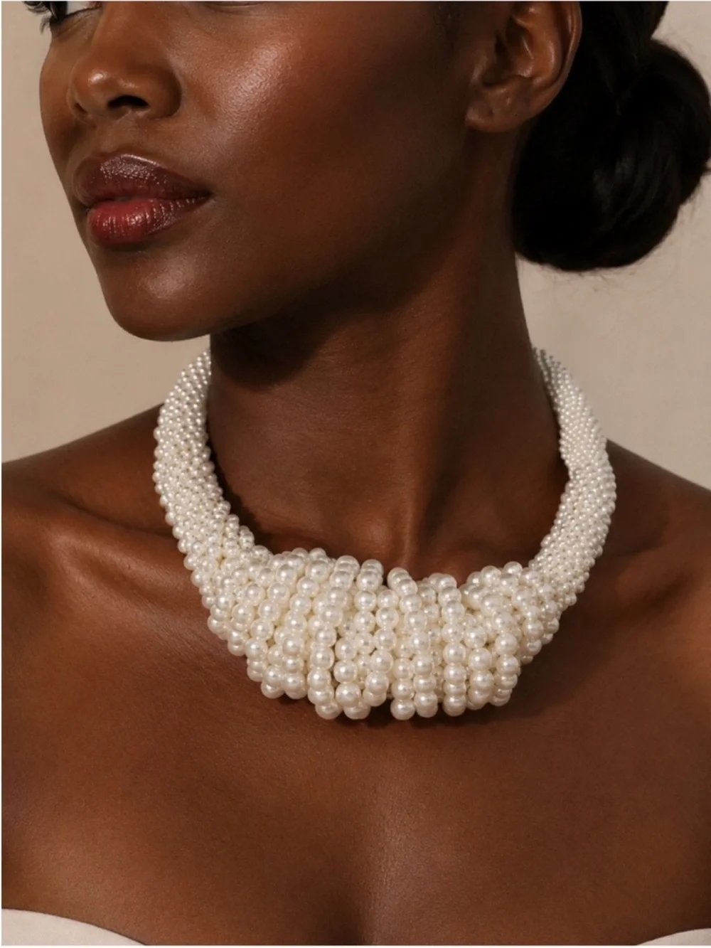 New! Elegant White Pearl Cluster Choker Necklace